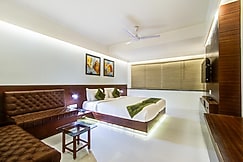 Treebo Cherry Tree, Indore