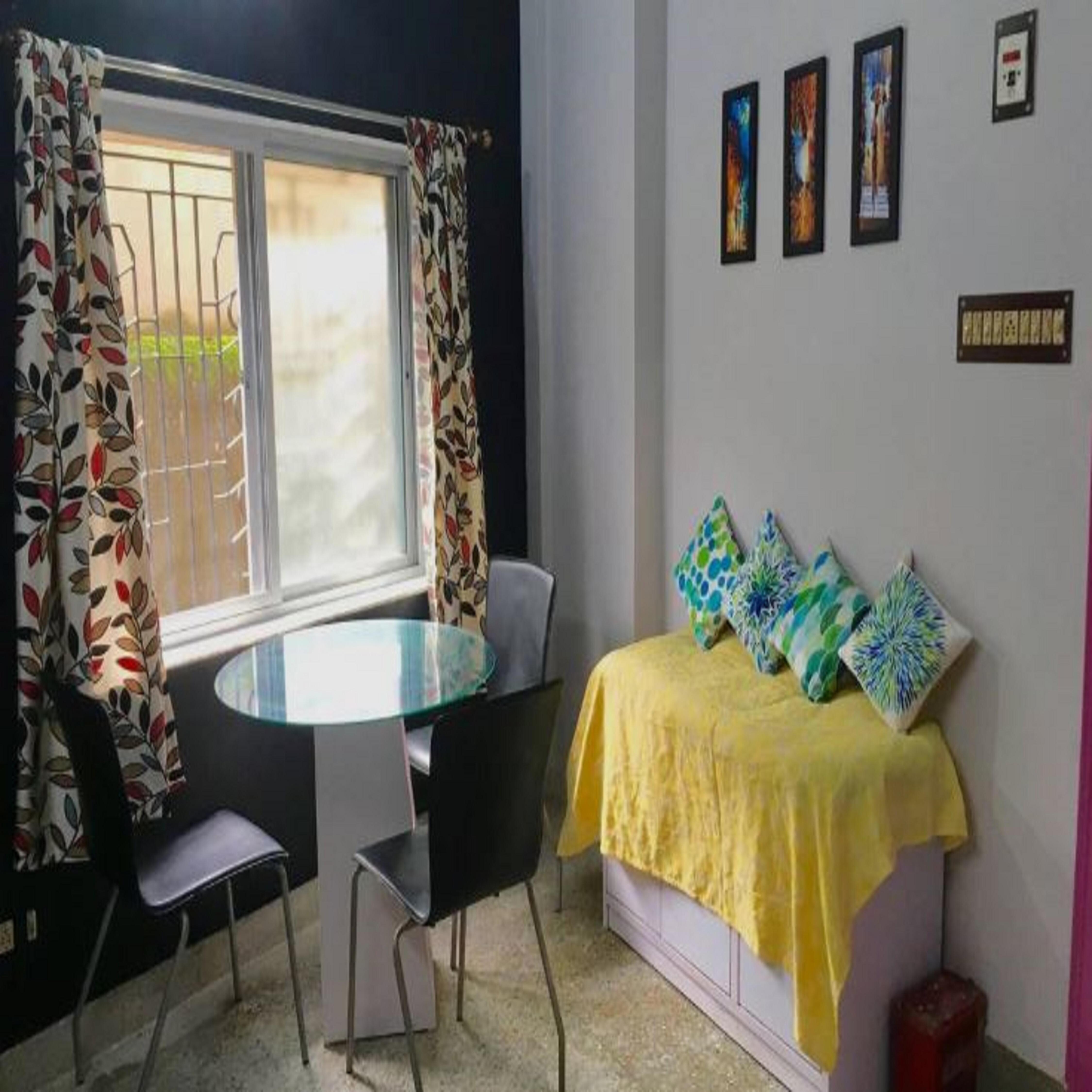 Cozy 1 BHK Apartment Off EM Bypass - Tap to explore photos