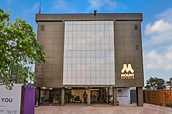 Mount Amara Hotel & Spa (Near Cosmos Mall & Planet Mall)