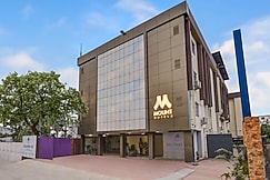 Mount Amara Hotel & Spa (Near Cosmos Mall & Planet Mall), Siliguri