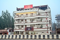 Hotel Laxmi, Khalilabad