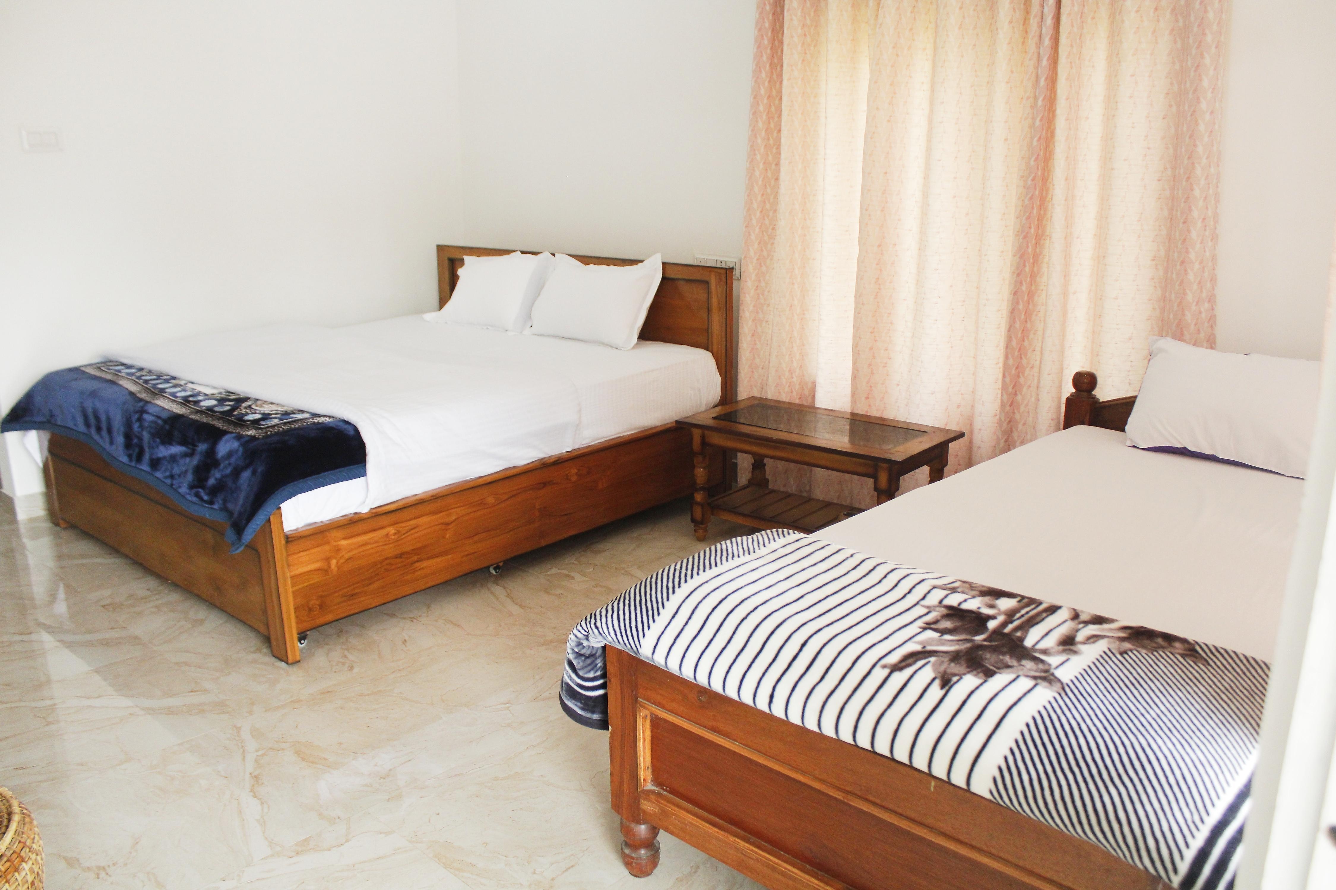 Adoroni Guest house - Tap to explore photos