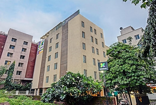 Treebo Iris Suites