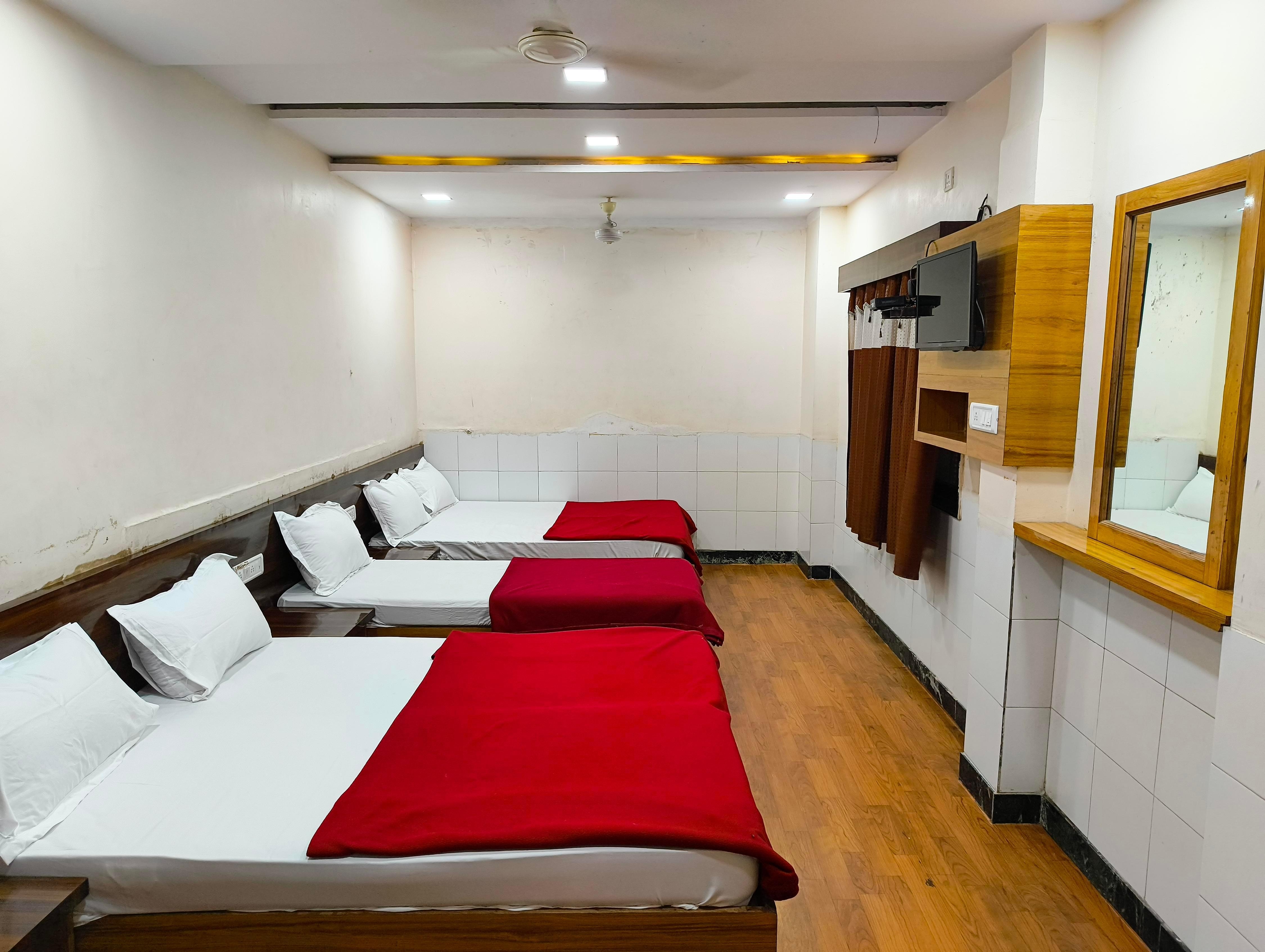 Hotel Sai Ashish 2