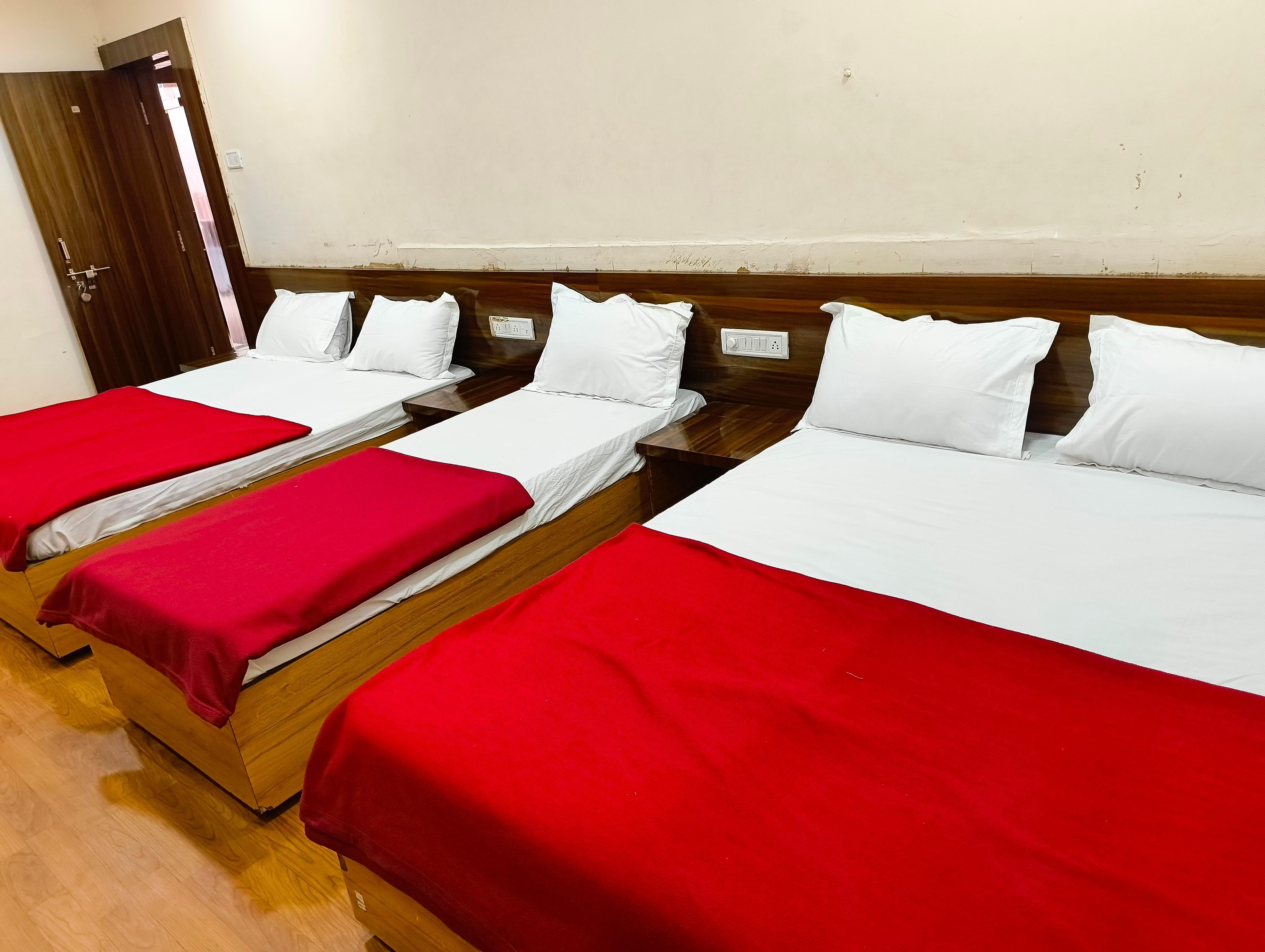 Hotel Sai Ashish 3