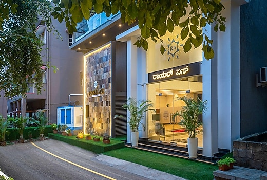 Royal Ace Botique Hotel