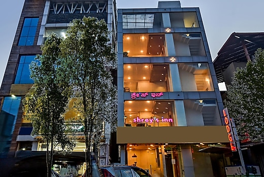 Itsy Hotels Shrey'S Inn Mallandur Road