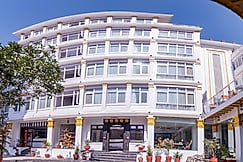 Durbar Hotel & Residence