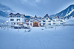 Country Inn & Suites by Radisson , Sonamarg, Sonmarg