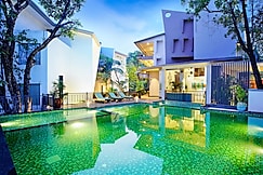 Amoravida by 7 Apple Resort (Near Mopa Airport), Goa