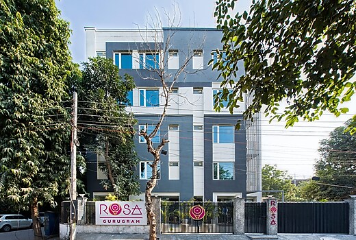 ROSASTAYS Gurugram Sec 31
