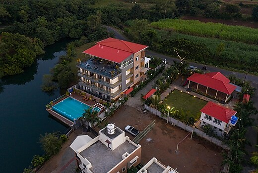 Nakshatra Resort - A Luxury Dam View Dhom Dam
