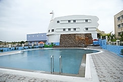 Sowbhagya Resorts, Karimnagar
