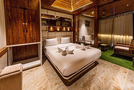 Krishna's Wood Villa