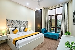 Itsy Hotels Golden Vista, Noida