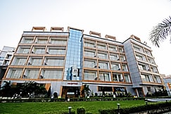 Hotel Rajmahal, Tarapith