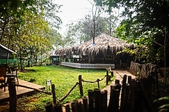 Lakeside Boheme Inn | Rooms & Tents, Karjat