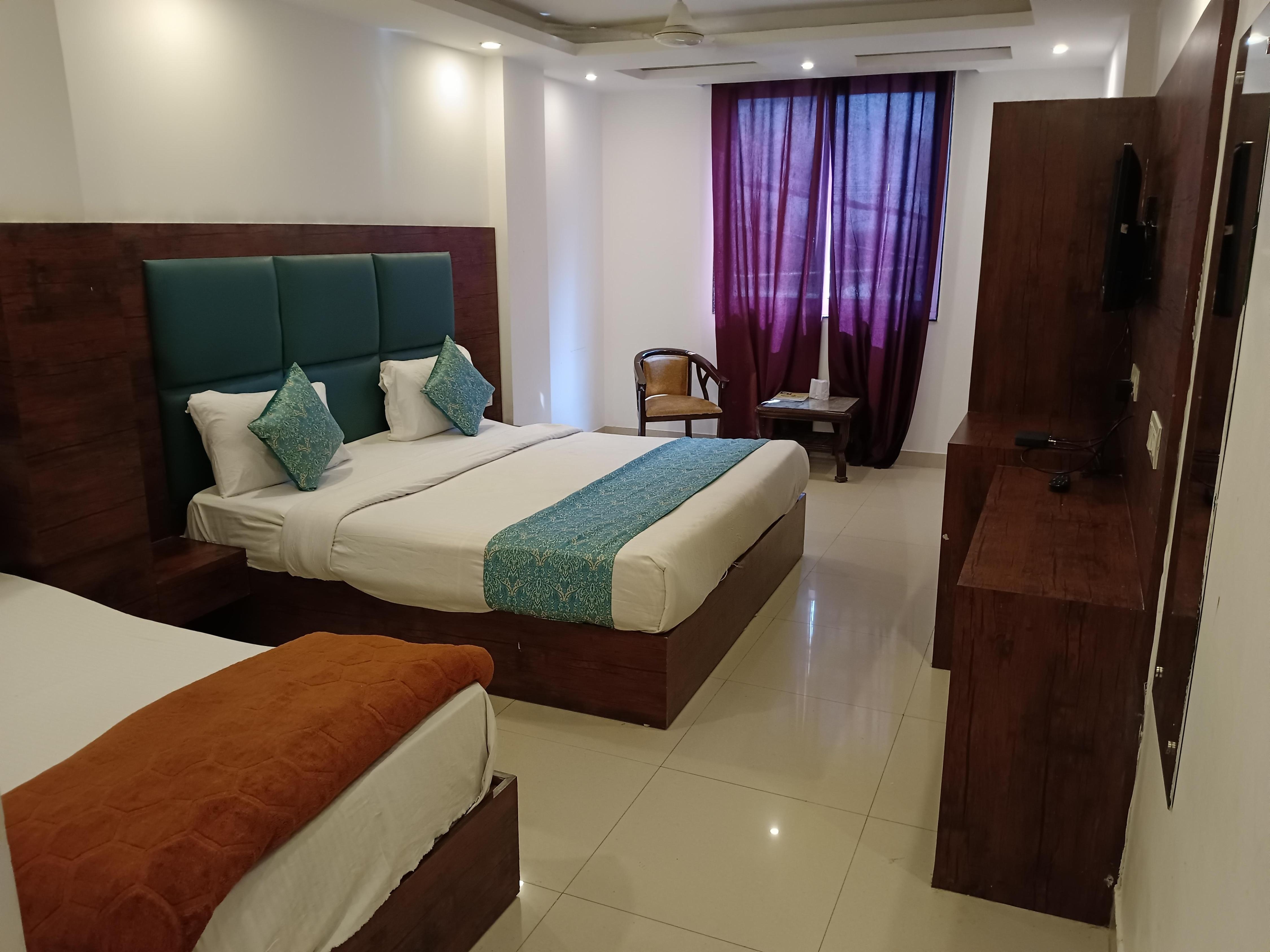 Hotel The Tark Near IGI Airport Delhi - Tap to explore photos