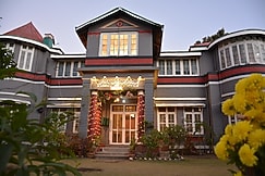 SOLAN RETREAT  GARDEN WITH VILLA, Solan