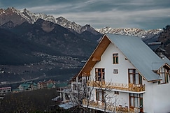 The Wooden Chalet, Manali, Manali