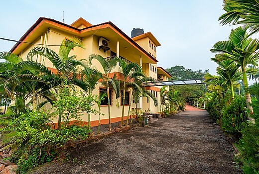 SaffronStays Ocean Breeze 