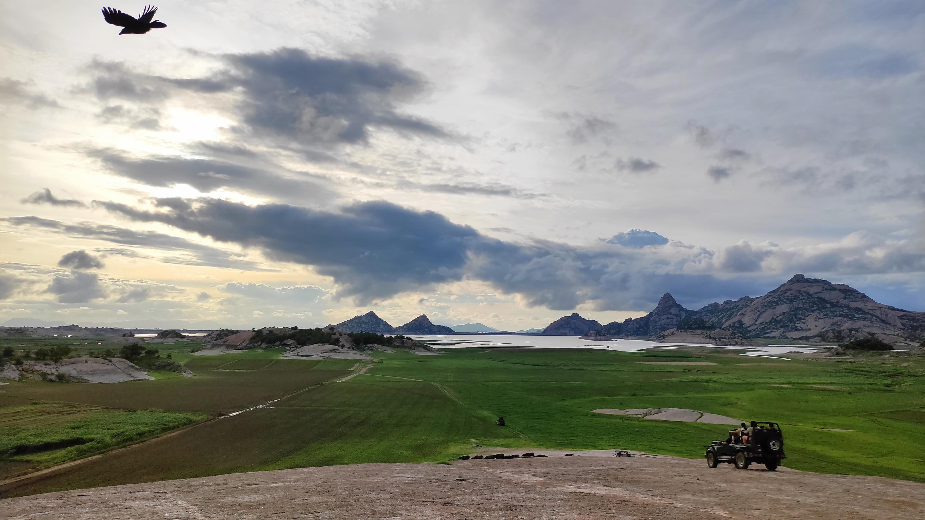 Hinglaj Palace Hotel Jawai - Tap to explore photos