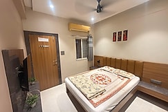 Abhijit Lodge, Nandgaon