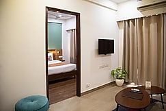 Park Serviced Apartments Near Millenium City Center, Gurgaon