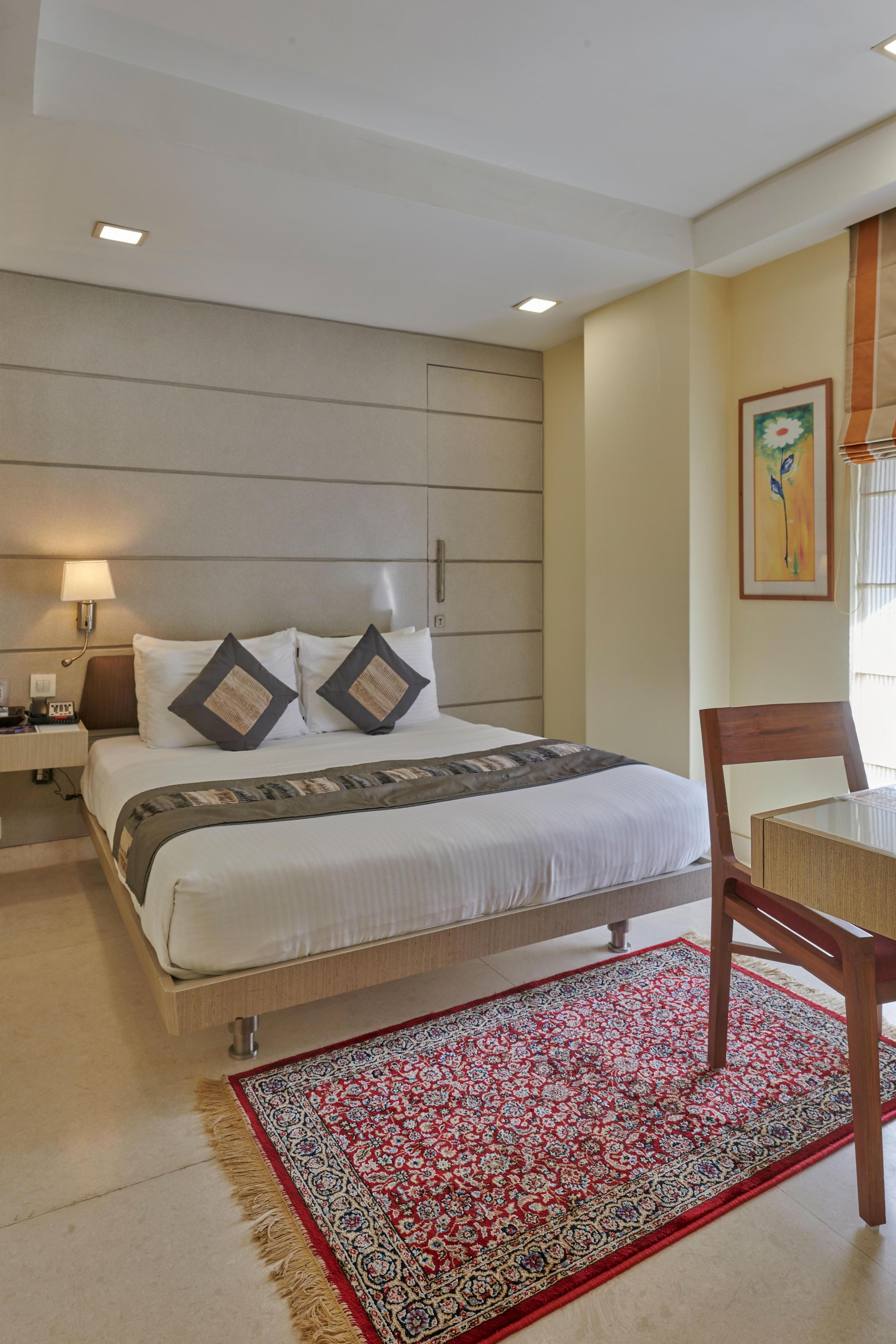 Residency Hotel Fort 2