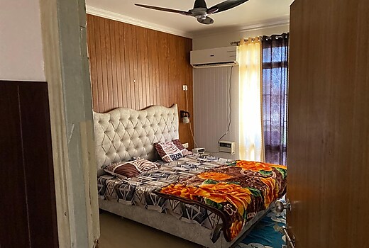 Lavish independent 3bhk apartment