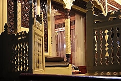 Houseboat Kingori, Srinagar