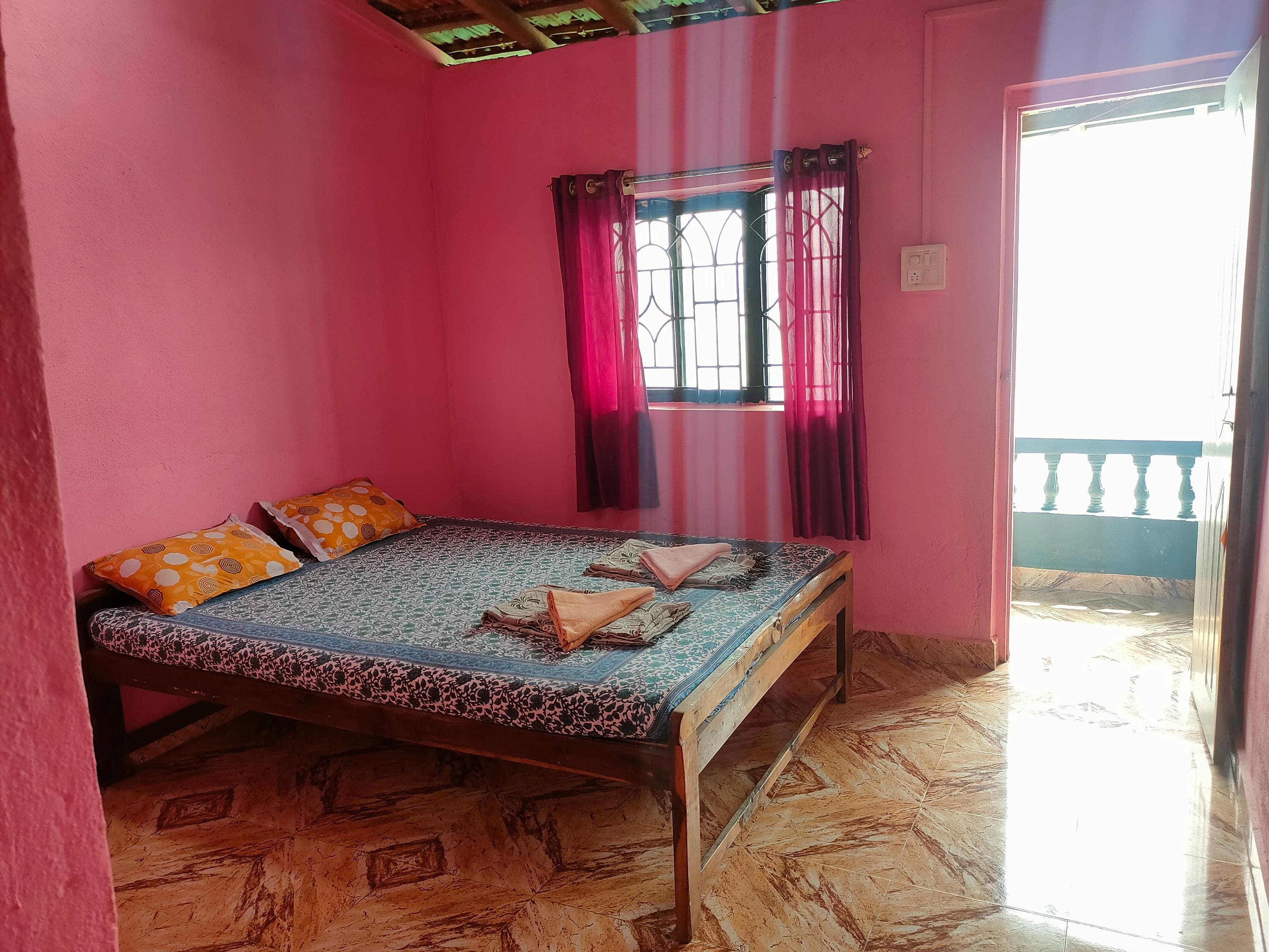 Avinash Guest House - Tap to explore photos