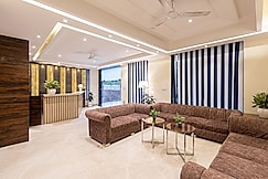 Hotel Emblem Suites By Denver, Delhi Airport, Delhi