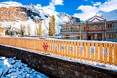 Zostel Sissu, Lahaul