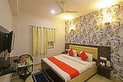 Hotel Link @ Delhi IGi Airport Main Road, Delhi