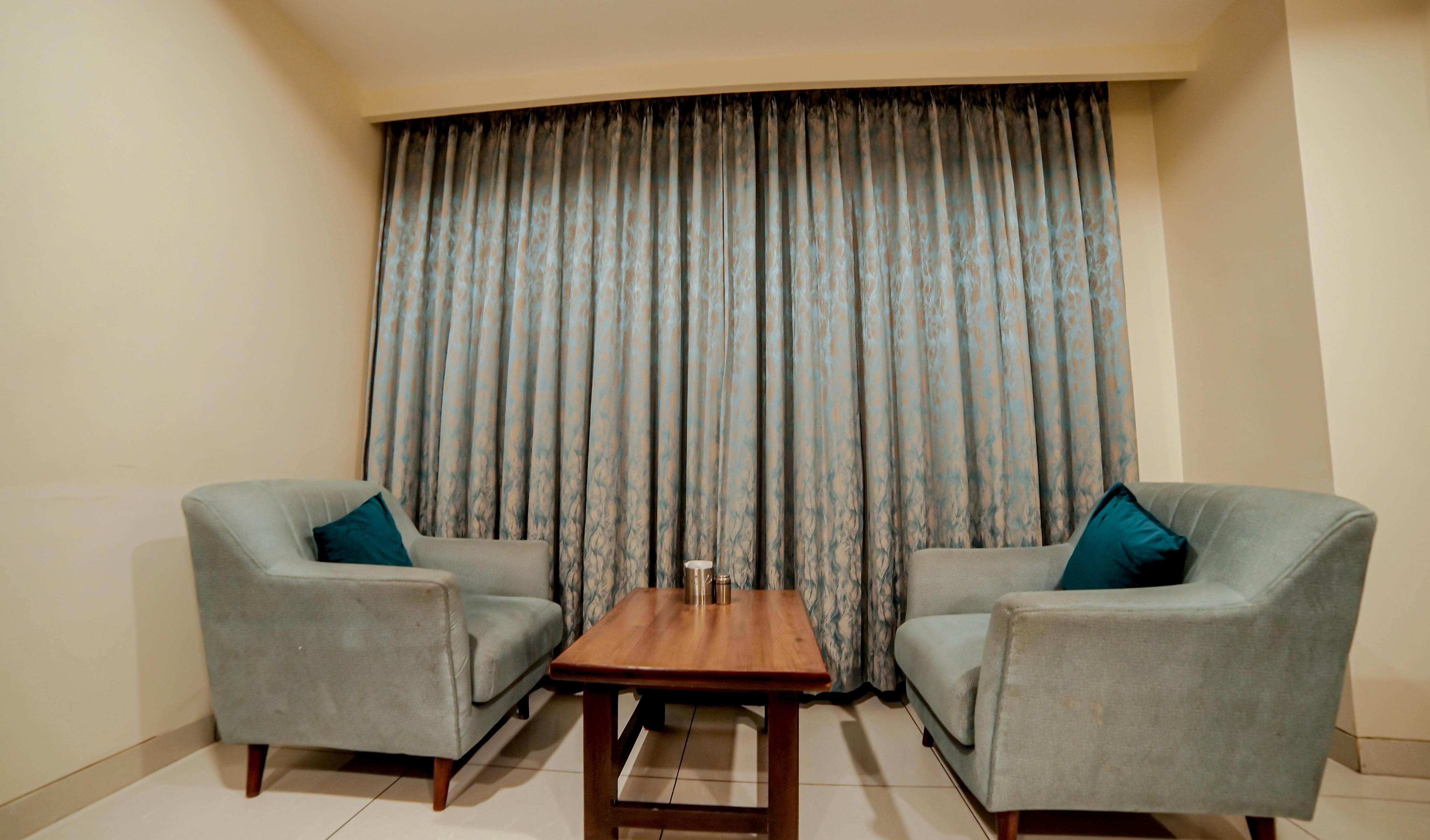 Hotel Highway King Bilaspur - Tap to explore photos