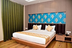 Hotel Olive Crown, Lucknow