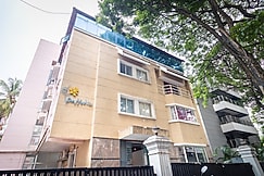 Laavish 7 Hotel, Bangalore