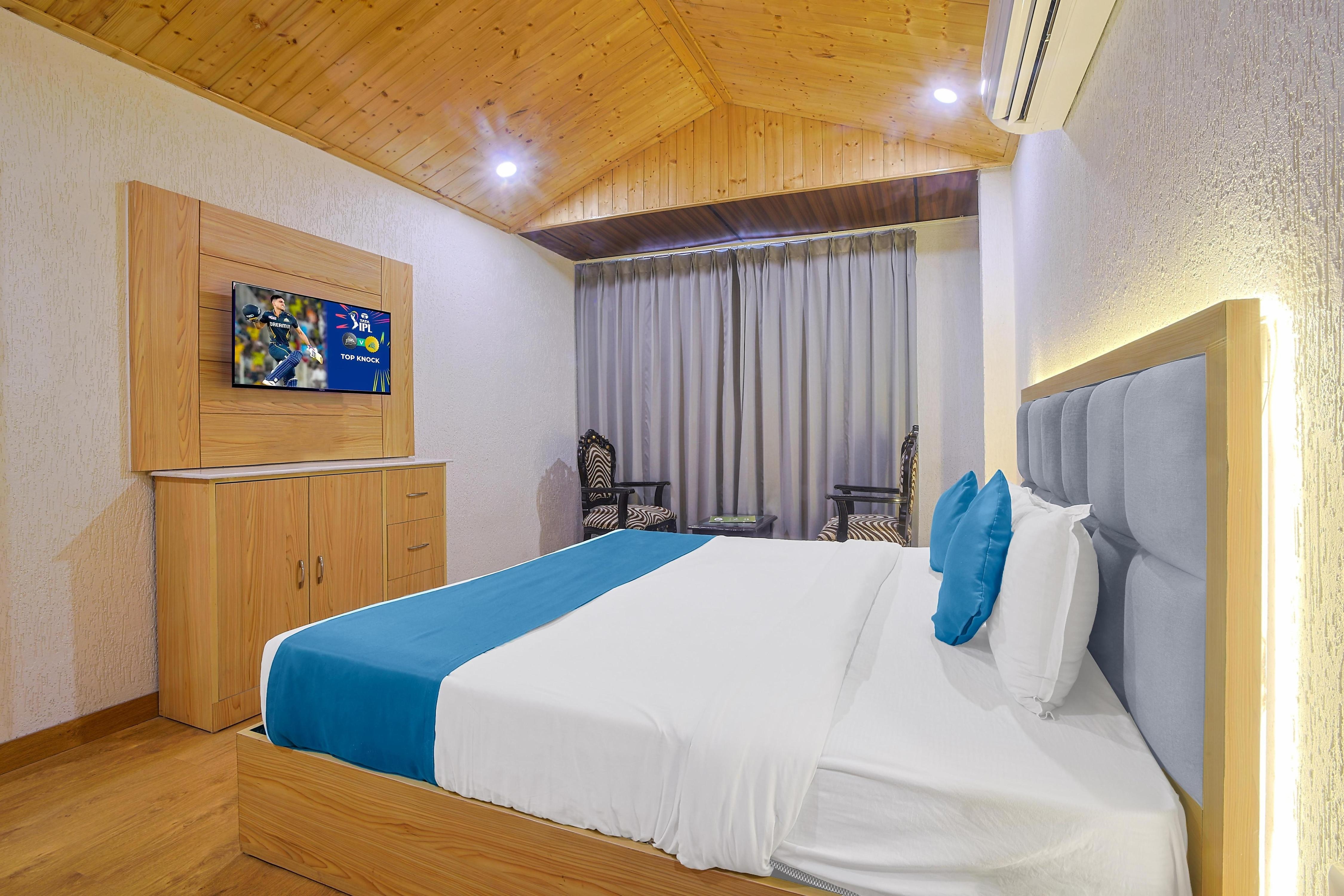 Hotel Green - Behind Parmarth Niketan - Tap to explore photos