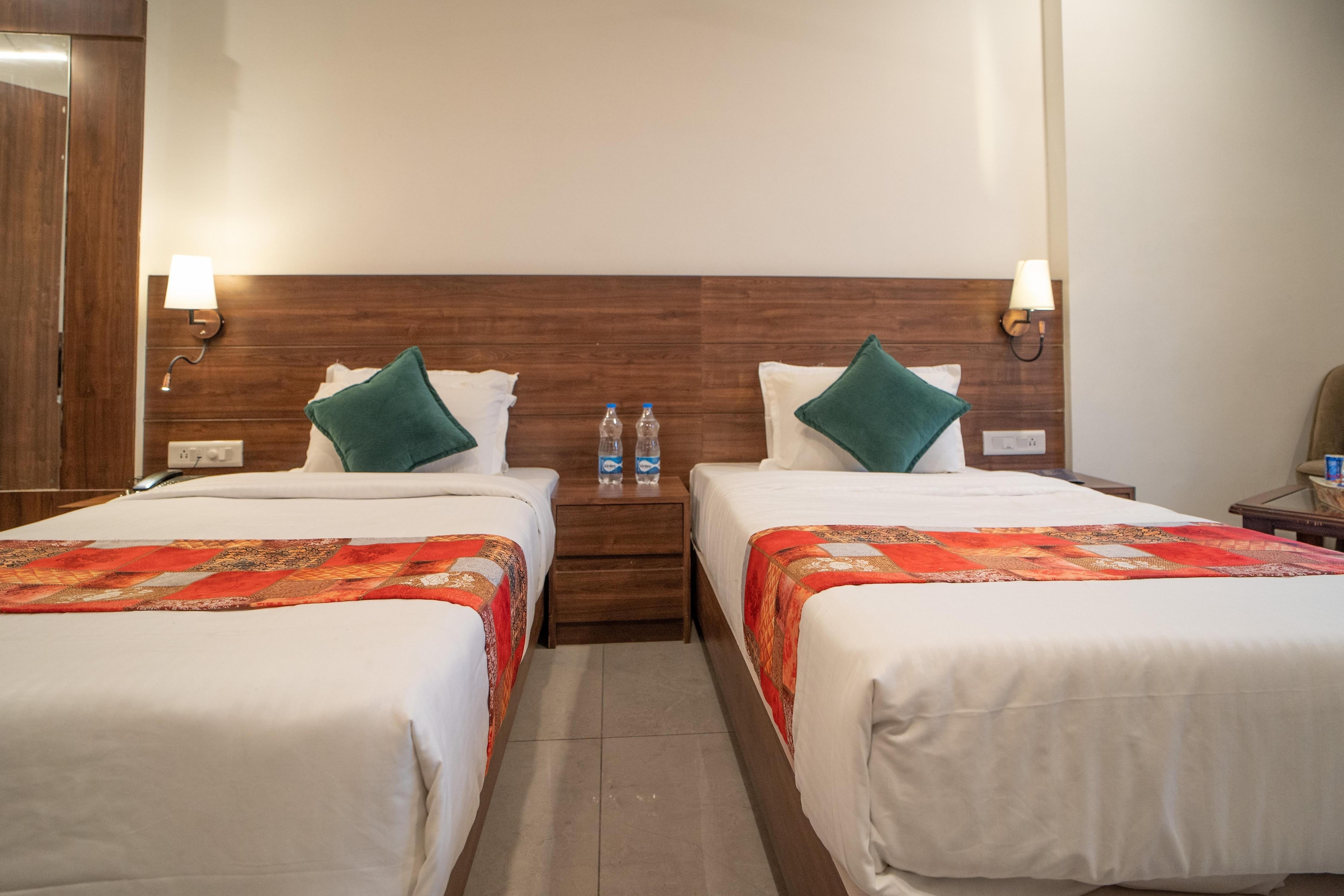 Hotel Amantran Inn - City Centre - Tap to explore photos