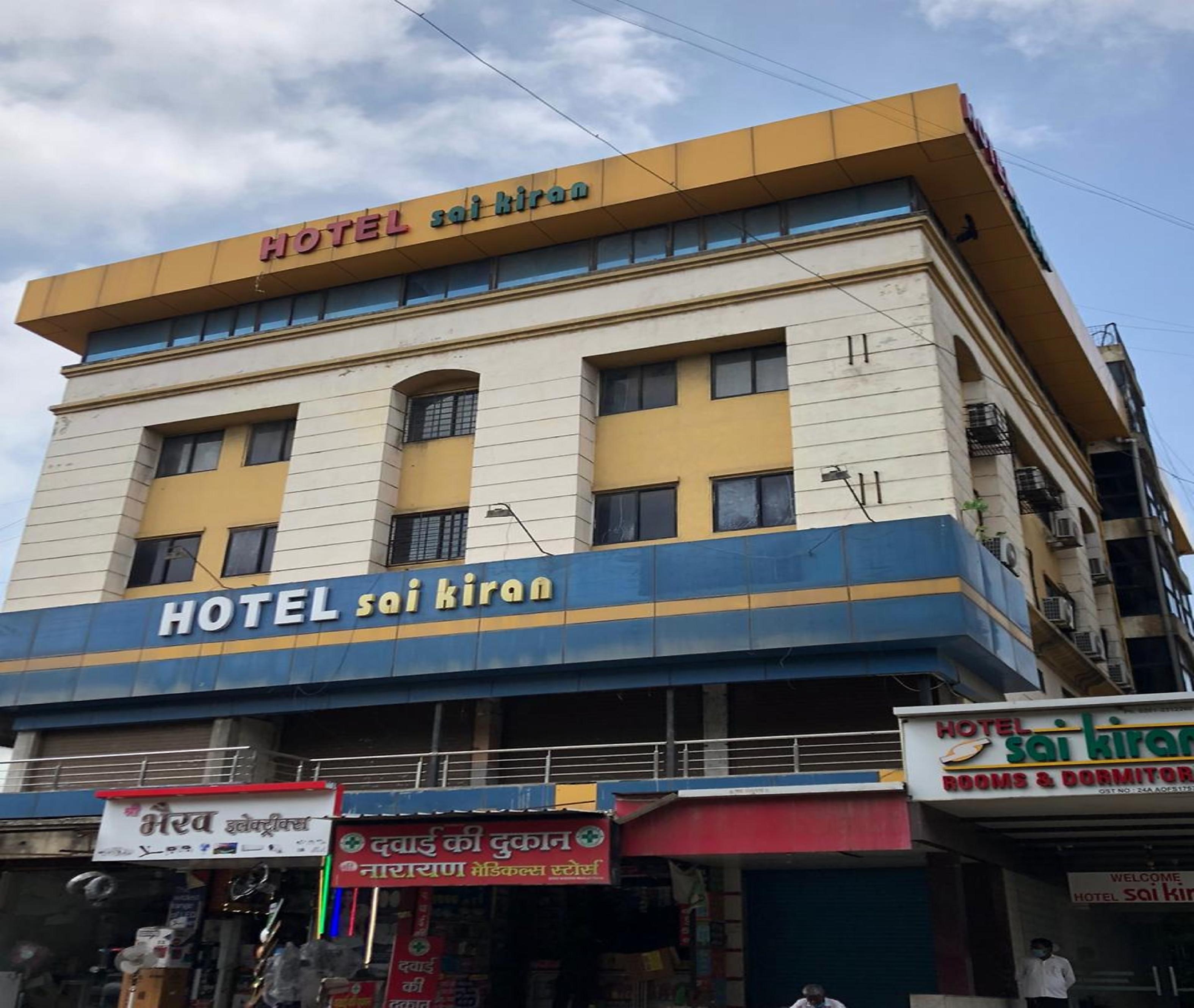 Hotel SaiKiran Surat - Tap to explore photos