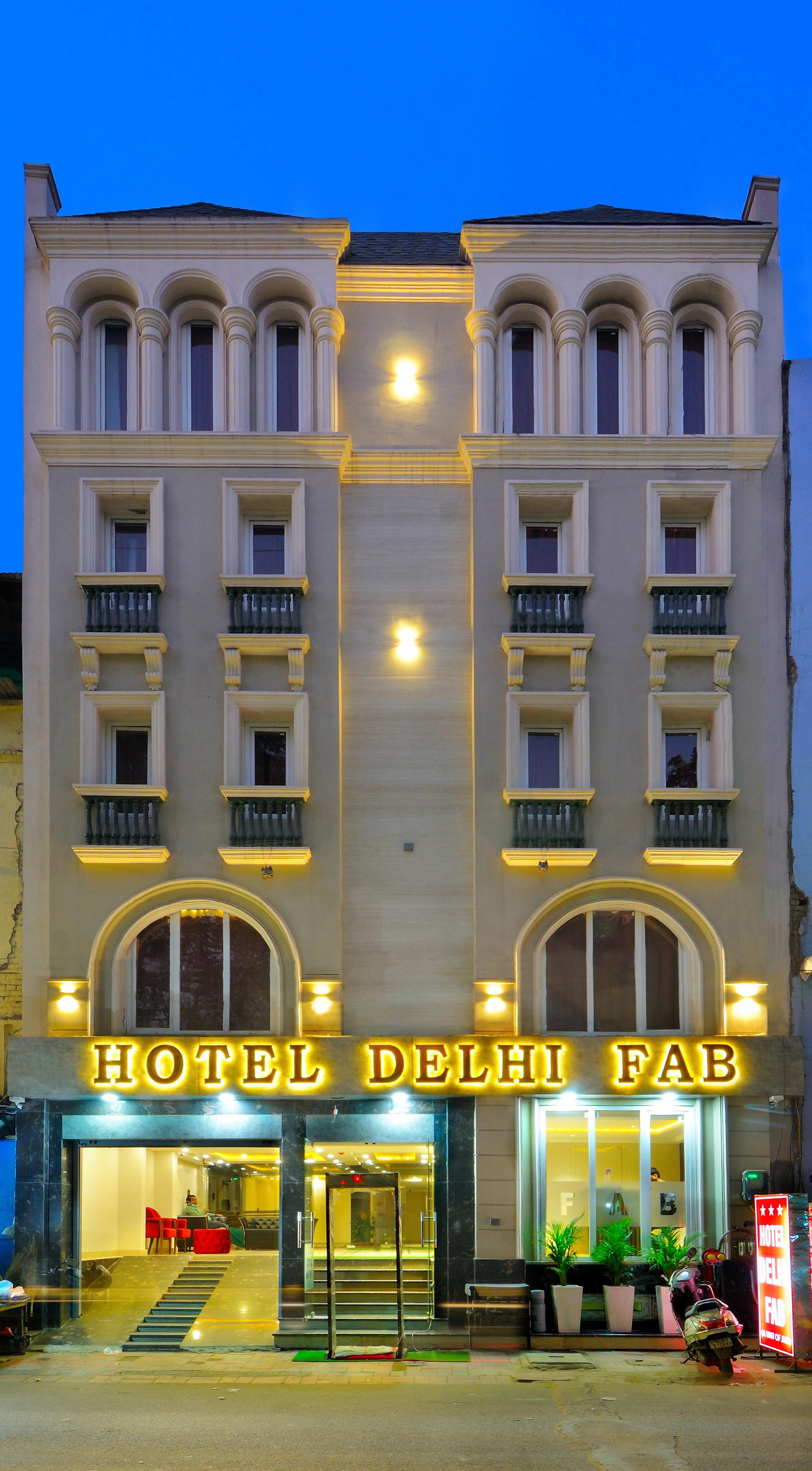 Hotel Delhi Fab - Tap to explore photos