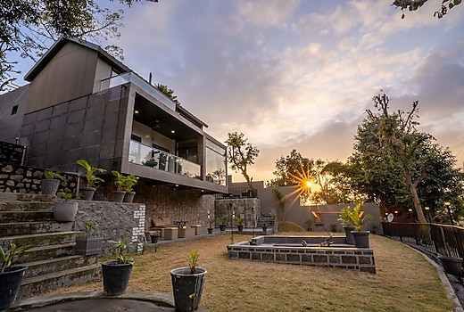 SaffronStays Elysian 