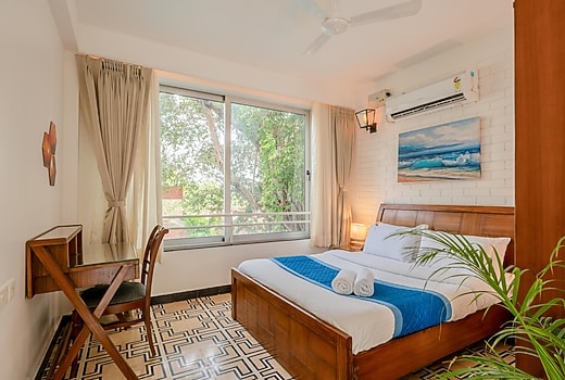 HideAway, Parra STU