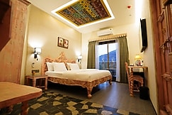 The Kinara Village, Khopoli