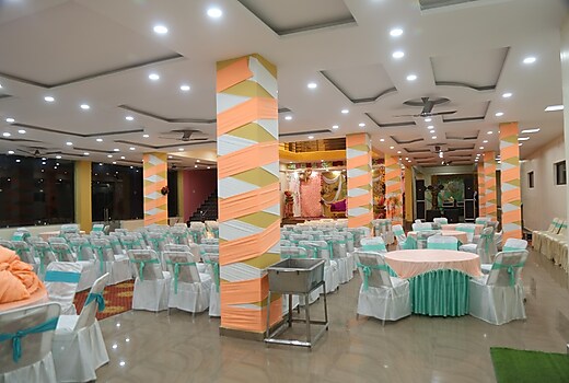 HOTEL SHEESH MAHAL