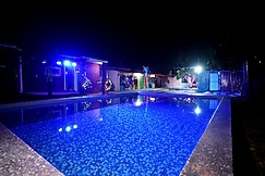 Creek Forest - Riverside Boutique Resort | Rooms & Pool, Rishikesh