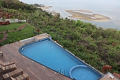 Sea Horizon Resort, Malvan