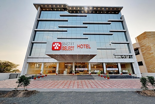Mastiff Select Gulbarga Hotel