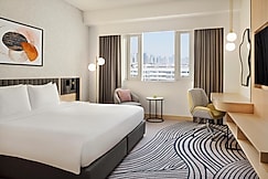 Crowne Plaza Dubai Jumeirah, دبى